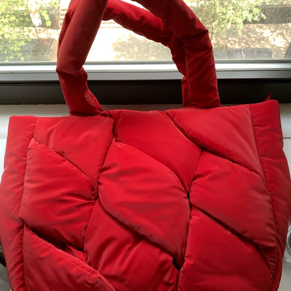 Vince Camuto Dayah bag. NWOT
